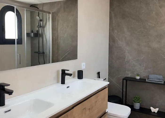 High-end 4br By Marbella